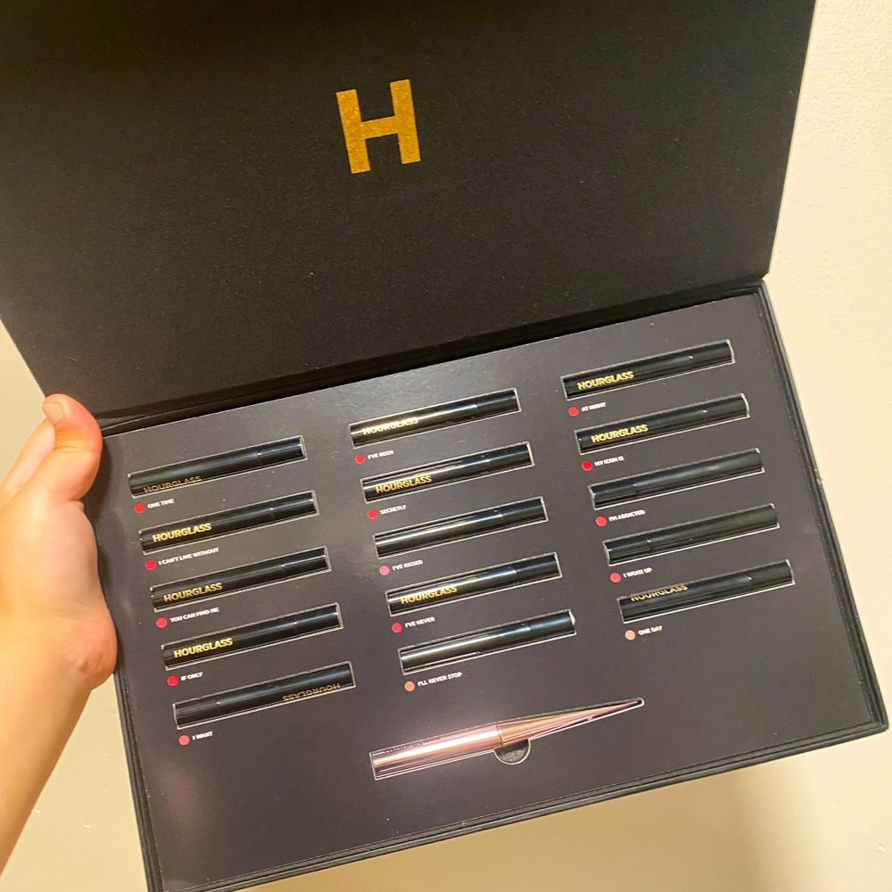 Hourglass Confession Lipstick Vault Gift Set